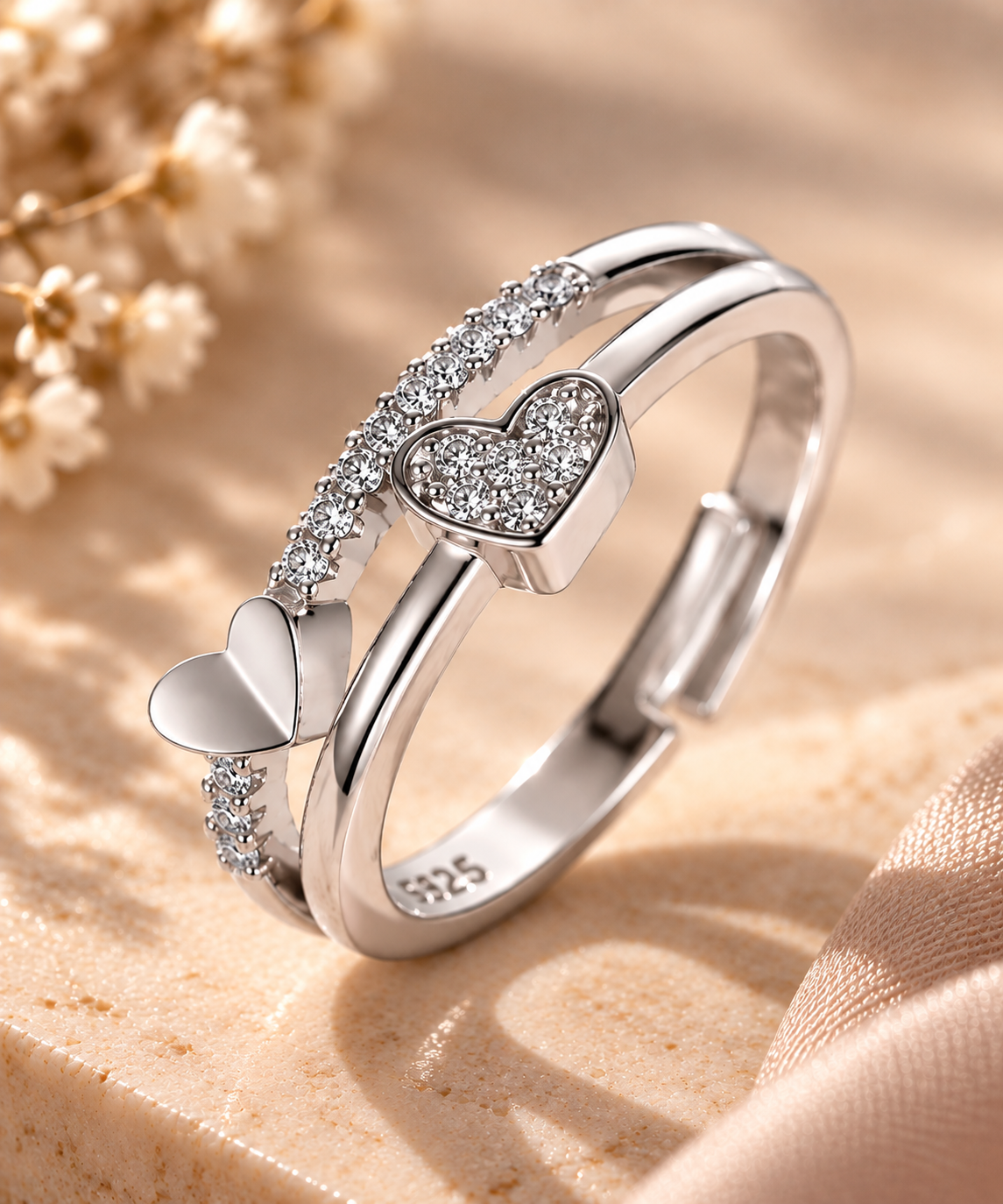 Amoura Ring
