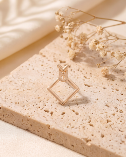 Rhea Earrings diamond detail
