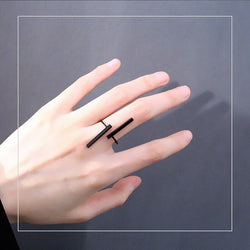 Regal Black Ring